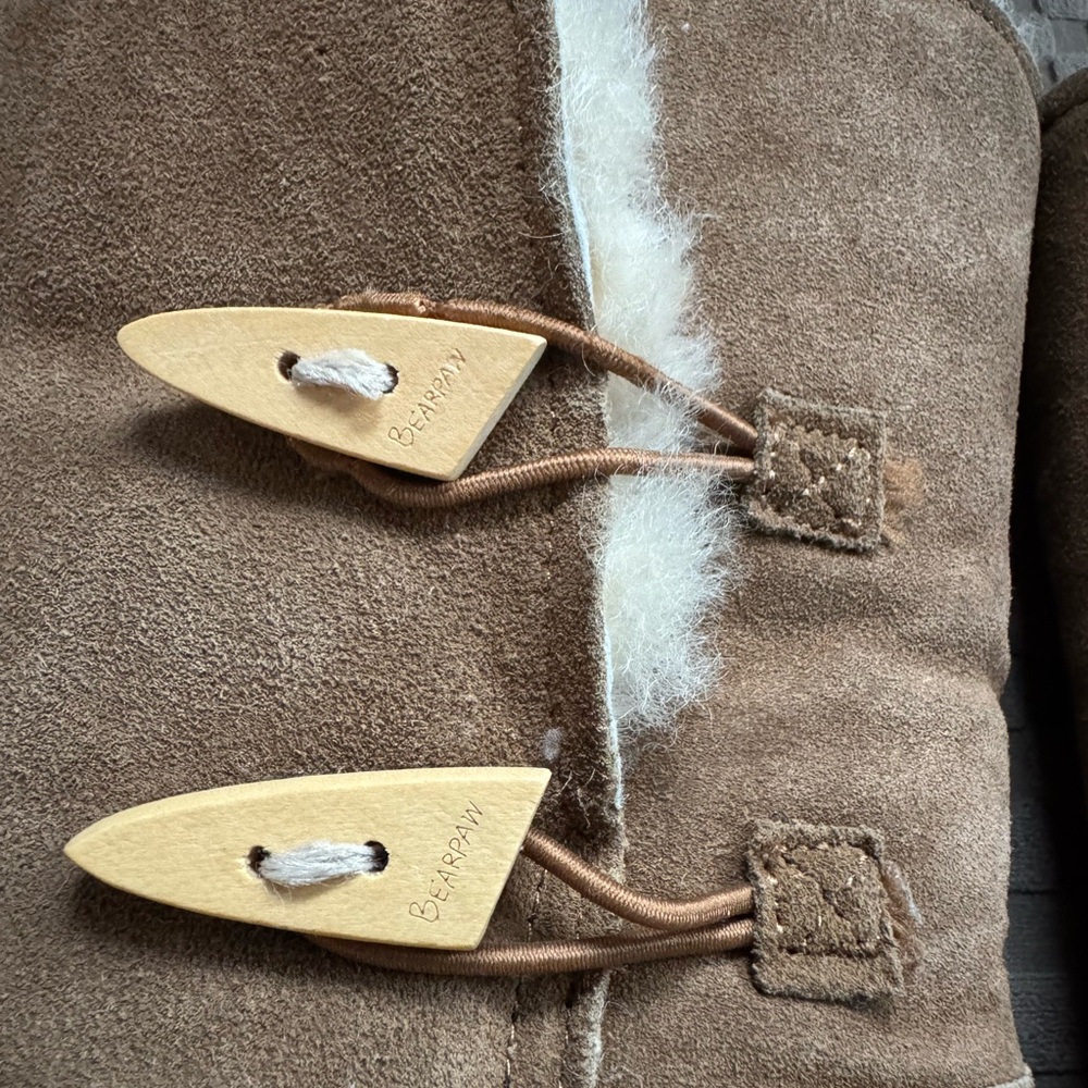 BearPaw Tan Suede Boots With Sheep Skin/ Wool Blend Lining. Size 9 - Picture 11 of 16